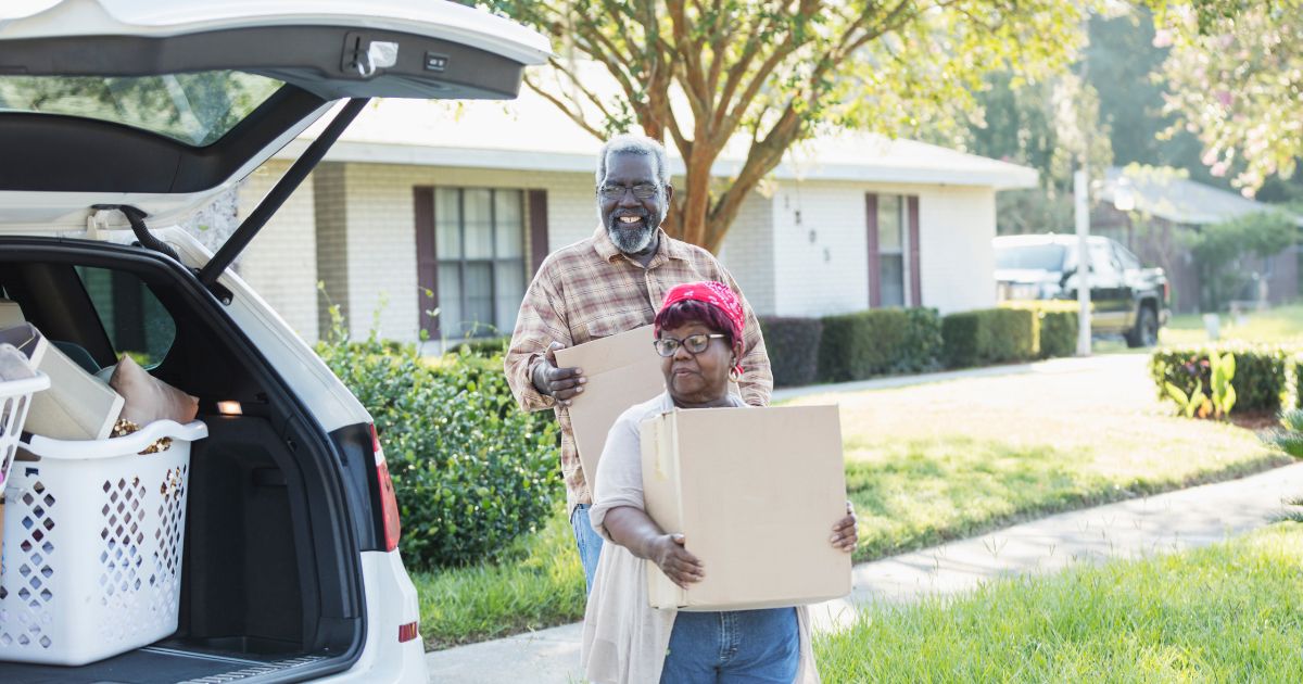 Senior Relocation Guide Moving Elderly Parents - blog post image